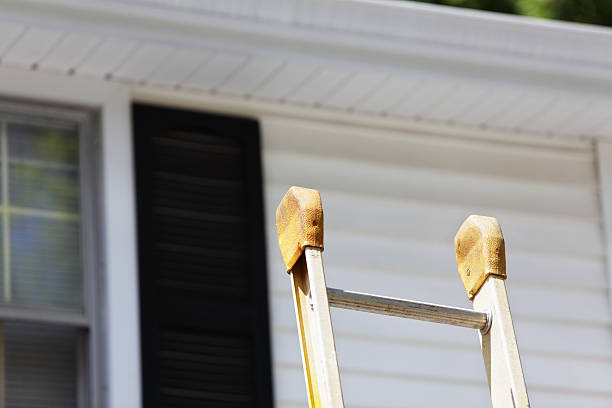 How To Choose The Right Materials for Your Siding Installation in 'Bunker Hill, OR